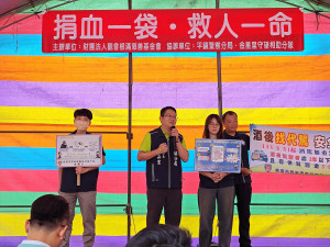 分局長徐坤隆鼓勵更多民眾加入熱血行列，協助醫療單位救治更多需要幫助的人。