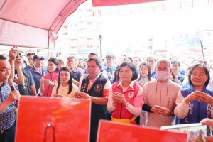 白沙屯媽祖、山邊媽祖鑾駕今(3)日抵達雲林，雲林縣長張麗善率縣府團隊接駕祈福／縣府提供