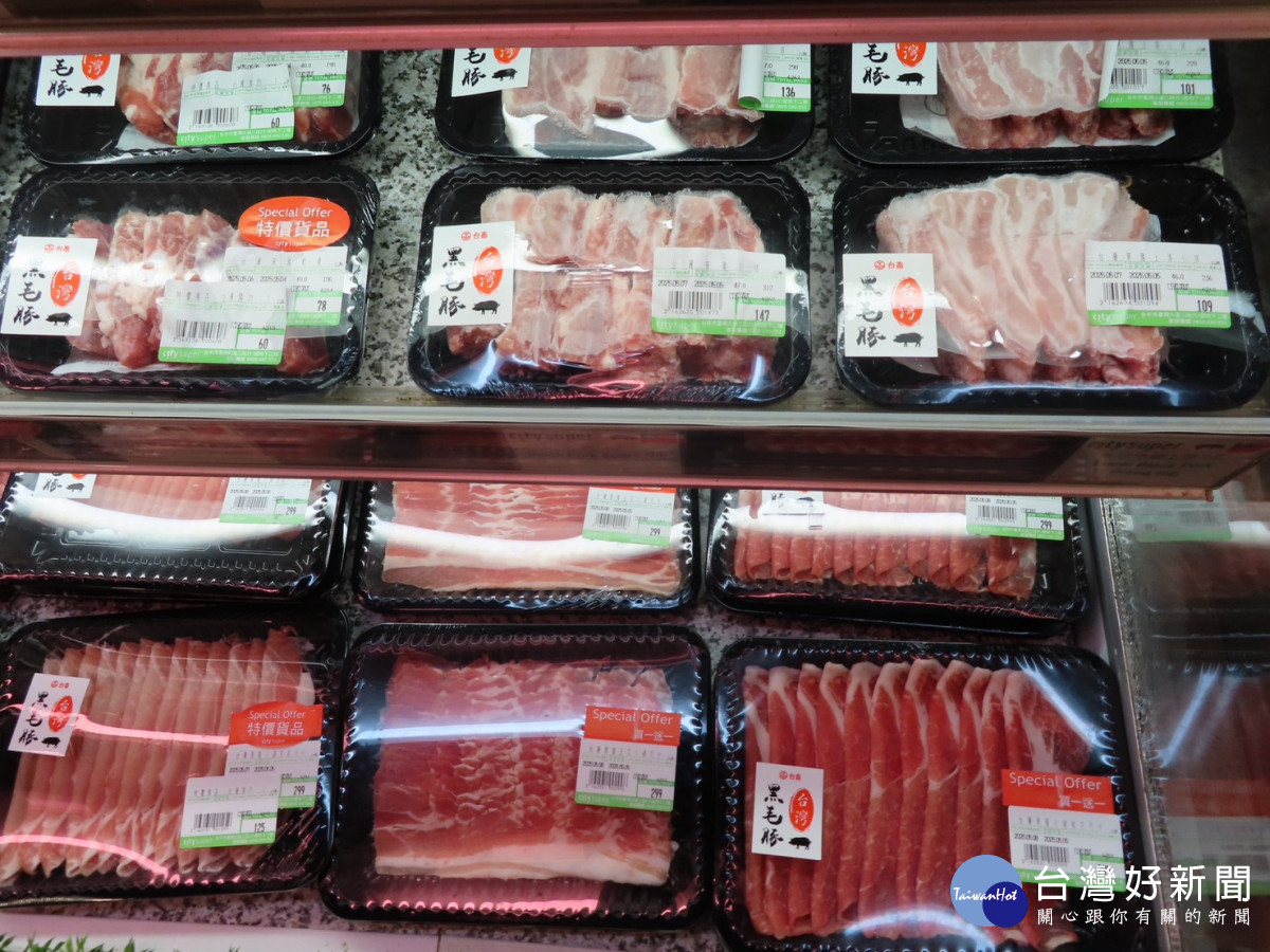 中市府查核超市、賣場等商品是否落實豬肉產地來源標示