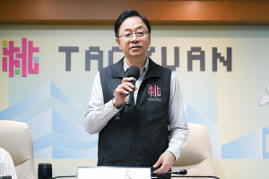 張市長主持市政會議。