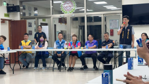 蘆竹分局大竹派出所在上興里市民活動中心熱烈召開社區治安會議。