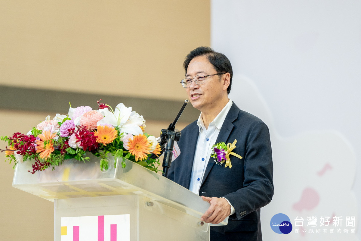桃園市長張善政於「桃園市114年模範母親表揚活動」中致詞。<br />
