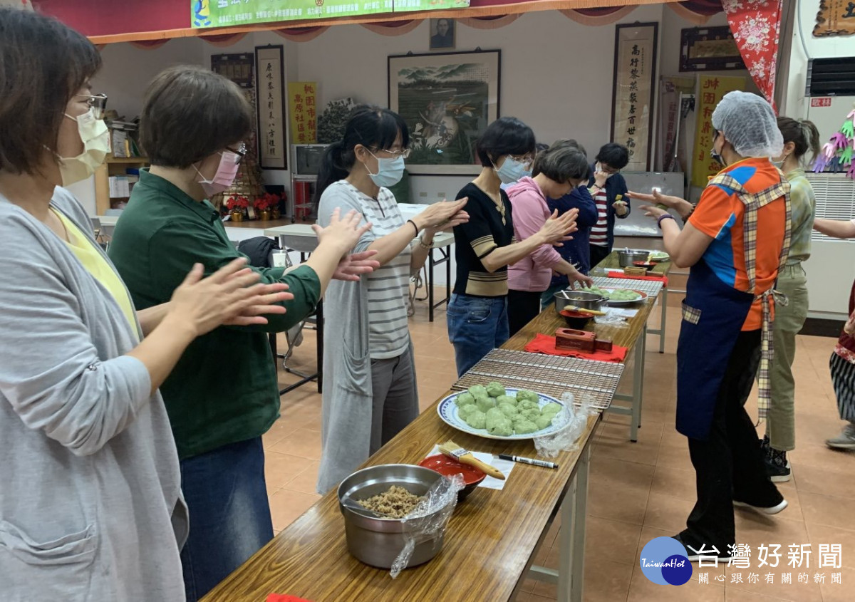 「高原社區發展協會」推出艾草食農DIY活動，民眾可親手製作艾草饅頭及艾草麵疙瘩等，品嚐艾草帶來的魅力。
