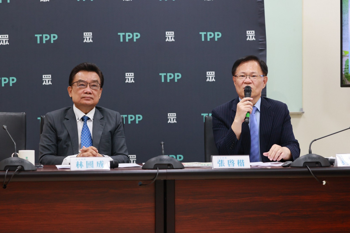 台灣民眾黨立法院黨團副總召張啓楷（右）與立委林國成（左）。（圖／台灣民眾黨提供）