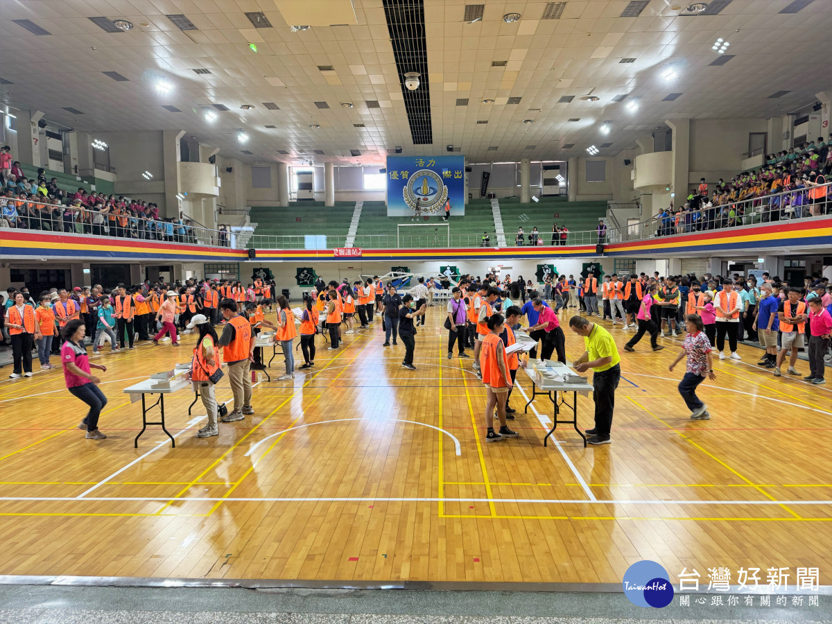 彰化環保志義工群英會活力登場，650位環保義工齊聚一堂。圖／記者鄧富珍攝