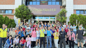 免費為長者安裝扶手，「笁樂種子」十年如一日。圖／彰化市公所提供