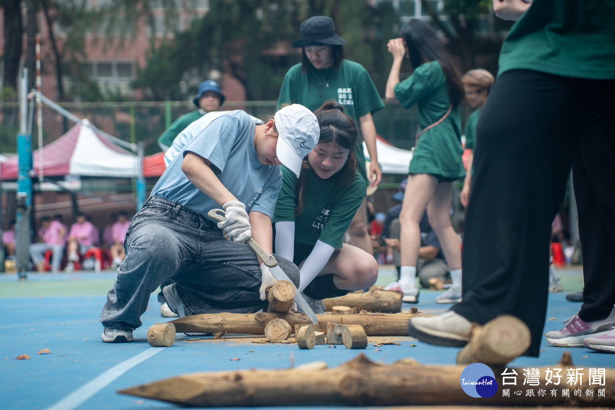 「114年桃園市原住民族學生資源中心聯合運動會-原球盃」於國立中央大學登場。<br />
