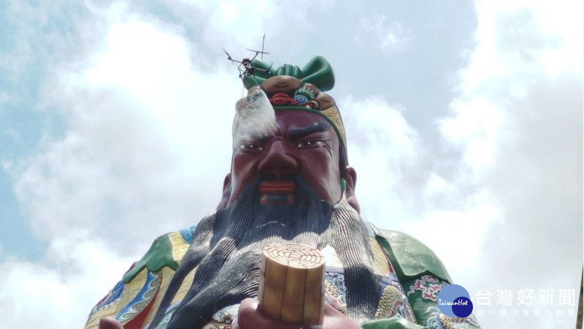無人機清洗狀況。