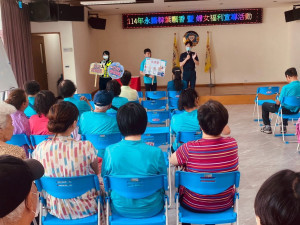 楊梅警分局積極走入社區，針對婦幼安全、反詐騙等犯罪預防宣導。
