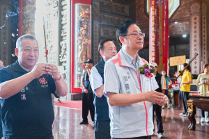 張市長盼媽祖信仰庇佑國泰民安。