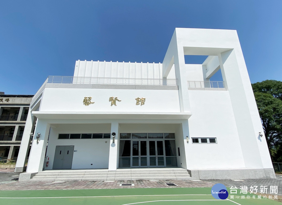 挹注1億元，彰化藝術高中新建學生活動中心「藝賢館」落成。圖／記者鄧富珍攝