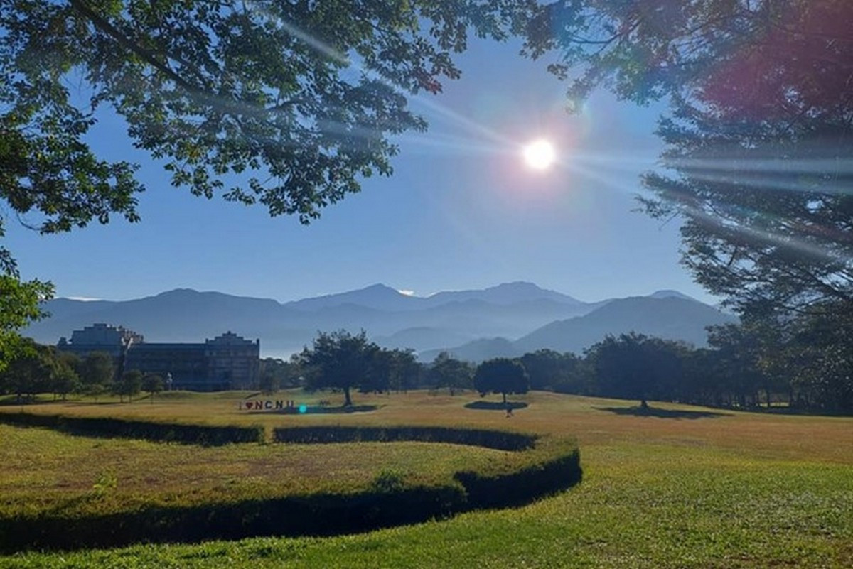 暨大校園美景。（暨大提供）
