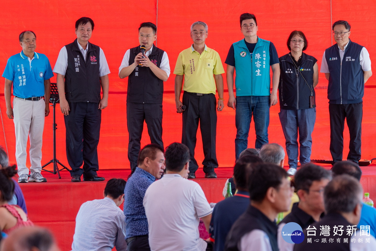 桃園市副市長蘇俊賓於「新屋長祥宮五穀神農大帝壽誕千秋祝壽大典」中致詞。