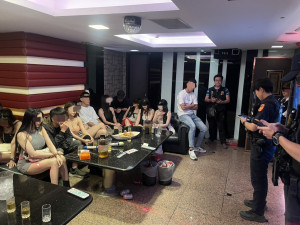 中壢警方查獲29泰籍傳播妹。