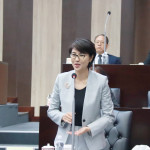 許縣長說必要時對中正路鄉親做民調供中央參考。（記者扶小萍攝）