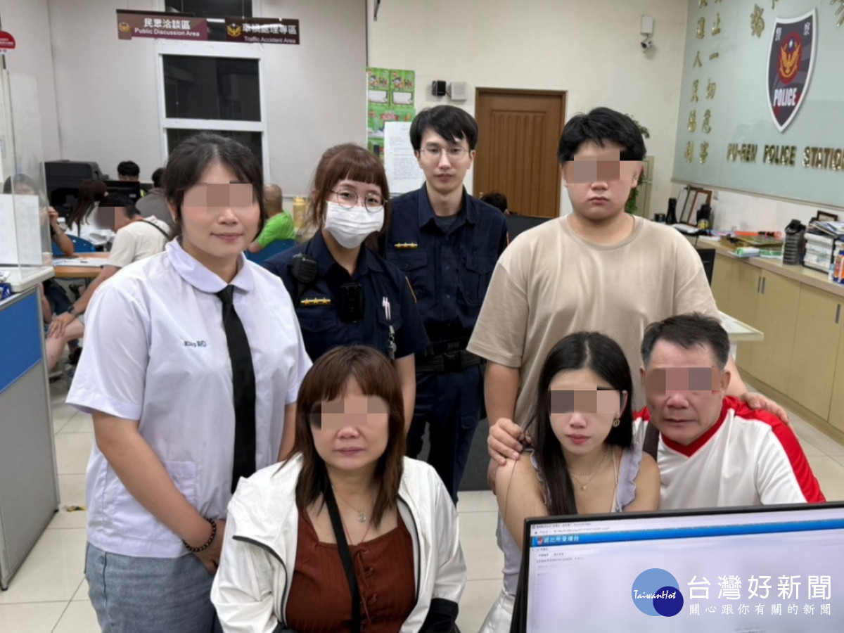 港姊來台參加畢業典禮走散，壢警迅速定位商圈助團聚。