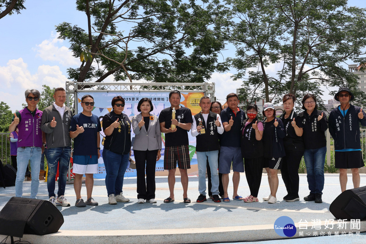 虎尾鎮632高地公園親水園區由縣長張麗善、虎尾鎮長林嘉弘、立法委員丁學忠、張嘉郡等人共同揭幕／翻攝照片