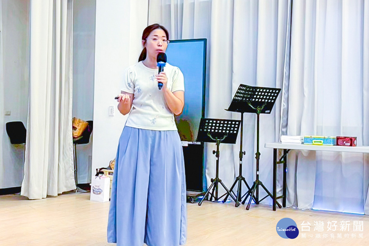 莊羽豊醫師鼓勵學生建立正確健康觀念，並善用可近資源，共同實踐月經平權。
