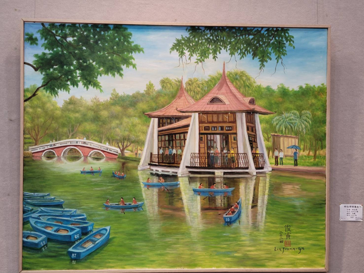 林俊寅繪畫創作作品細膩，描繪自然風光。圖／記者鄧富珍攝
