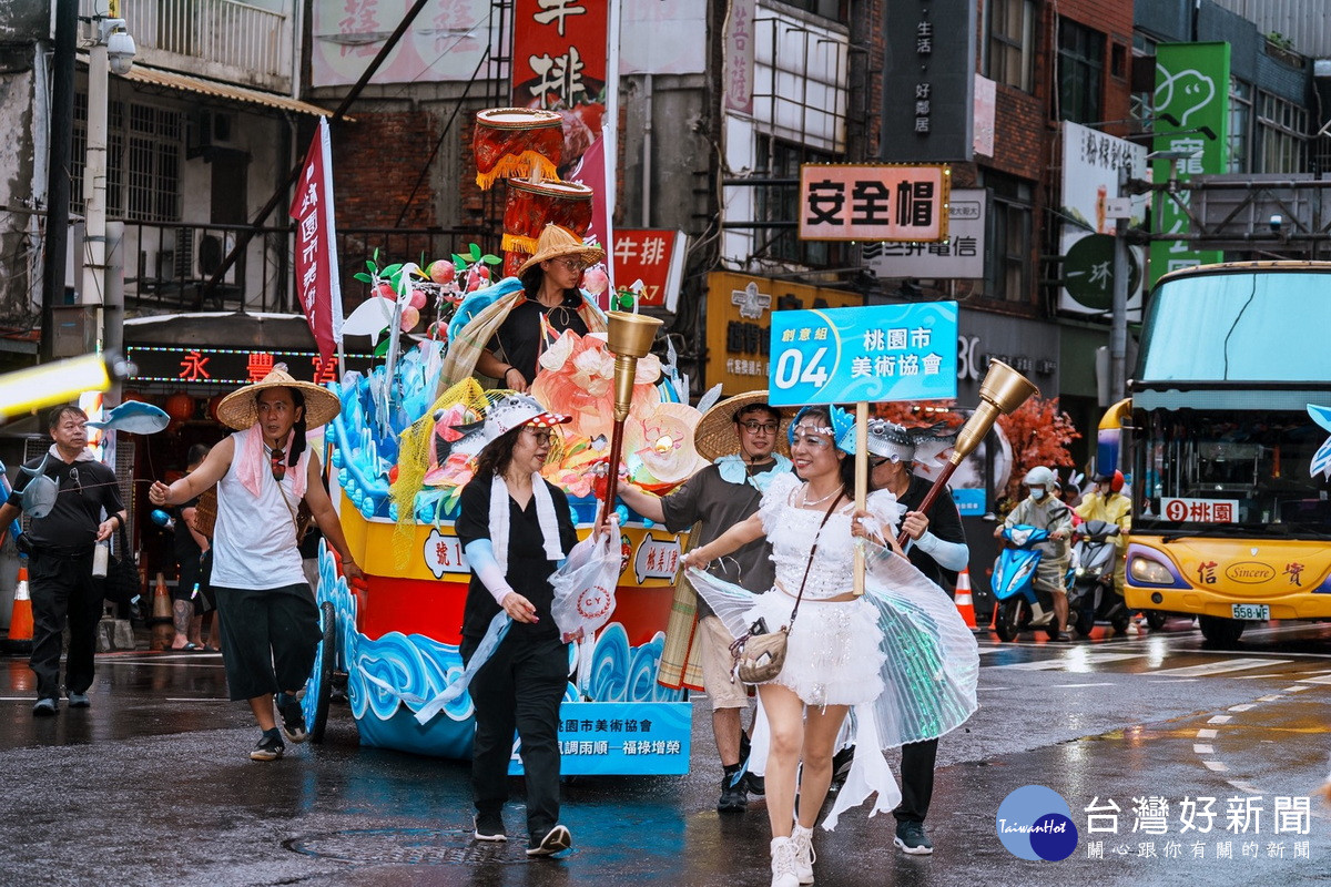 「2025桃園閩南文化節藝閣踩街」活動盛況。
