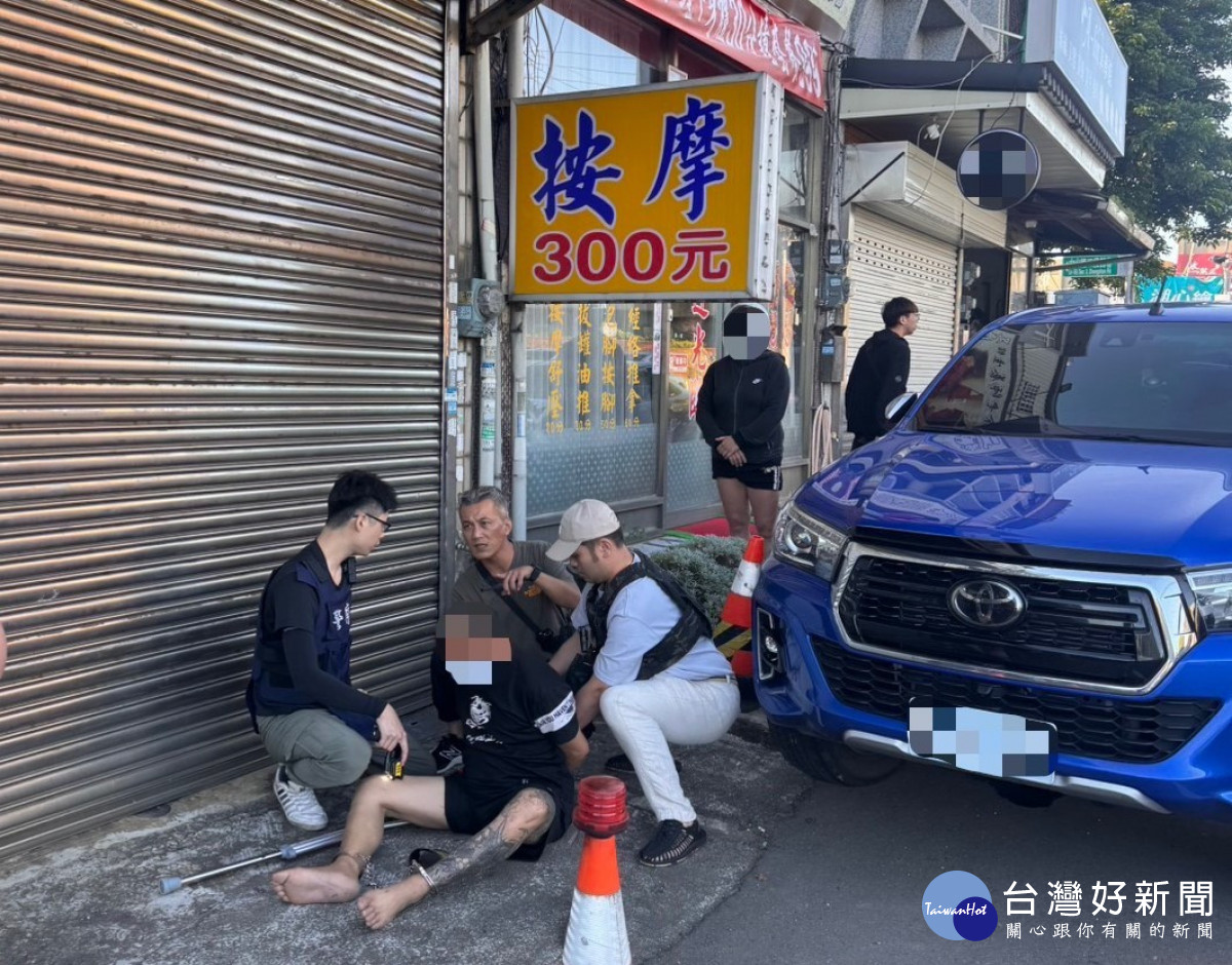 新竹地區的彭姓竊盜通緝犯，因腿部骨折狼狽落網。