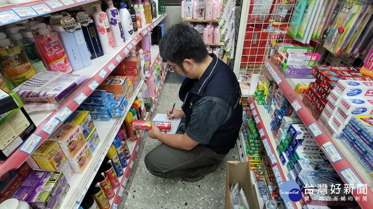 桃園市環保局為加強市民生活環境安全，舉辦兩場「環境用藥法規與資訊系統操作說明會」。