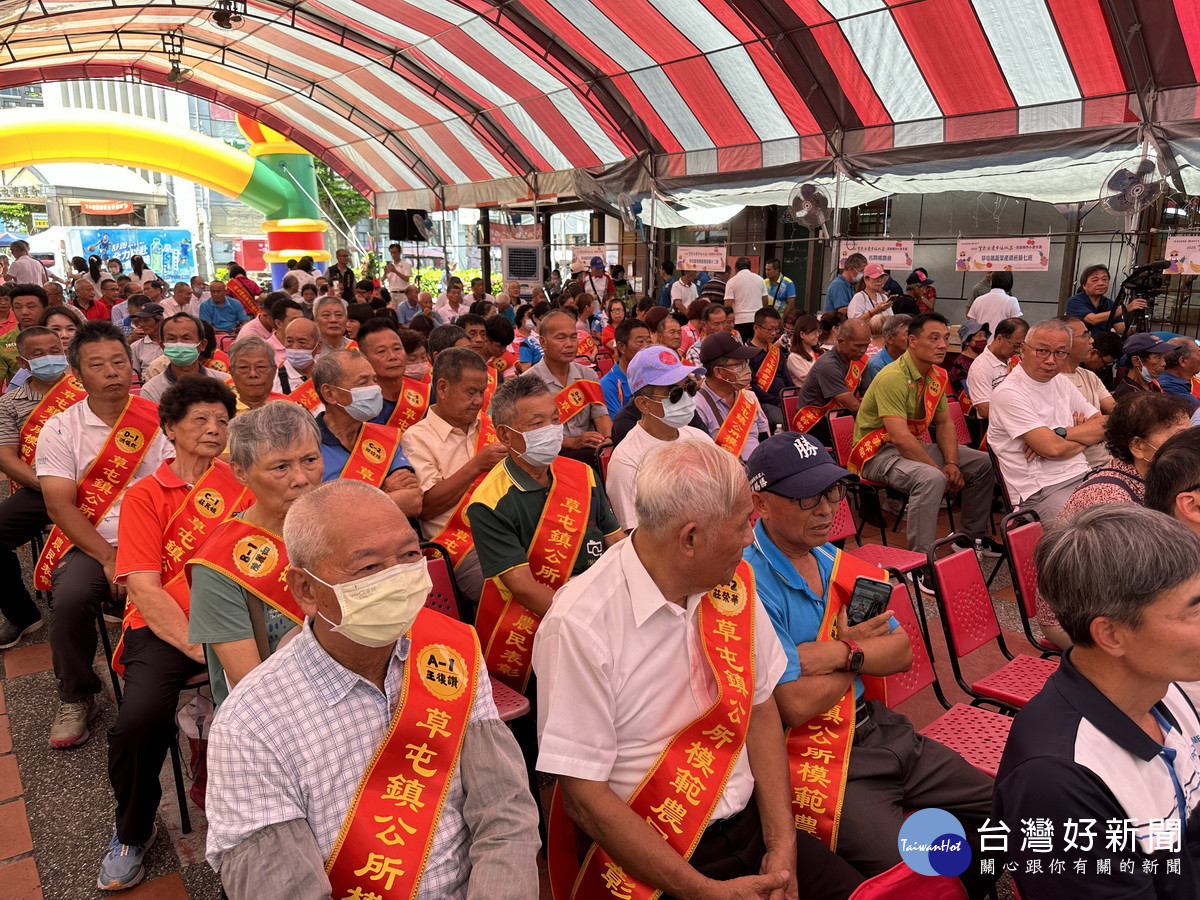 今年表揚145名優秀農民。（記者扶小萍攝）