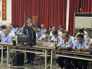 雲林縣警察局斗六分局日前辦理「114年上半年守望相助隊巡守(管理)人員訓練」協勤民力講習／警方提供