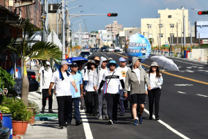 雲林縣警察局「雲警行腳 足愛雲林」第8段熱血登場。從水林分駐所出發，終點元長鄉，全程14公里／警方提供