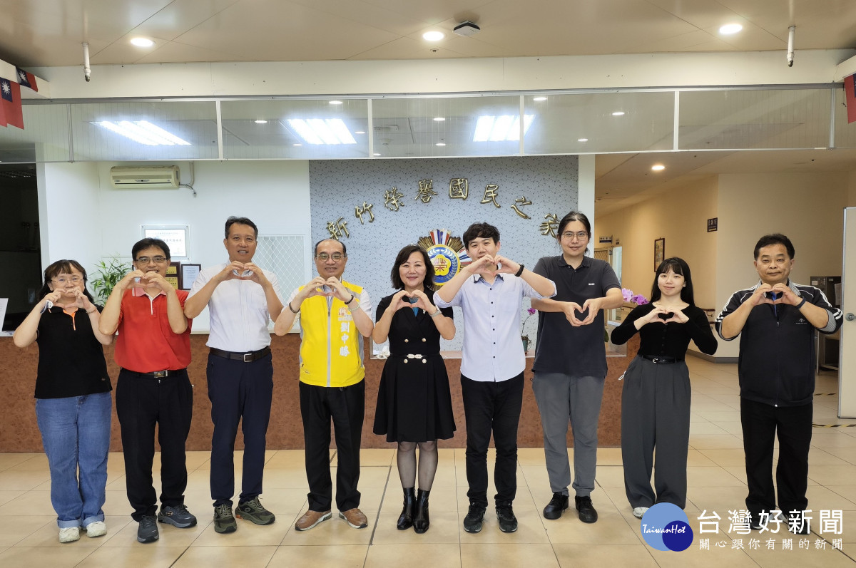 振道團隊與家主任推崇科技服務融入長照場域的無限潛力。