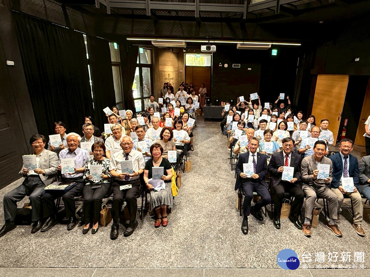 《錚骨刀筆書浮生——王默人傳記》新書發表會各界貴賓出席。