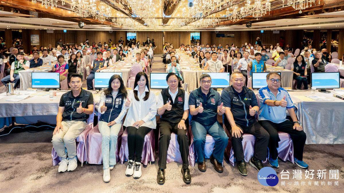 桃園區座談會活動大合影。<br />
<br />
