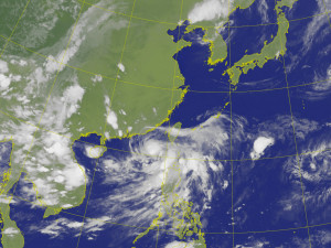 「丹娜絲」逼近南台灣（圖／中央氣象署）