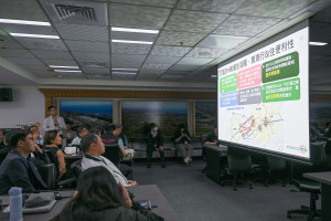 「捷運棕線推動進度」專題報告內容。