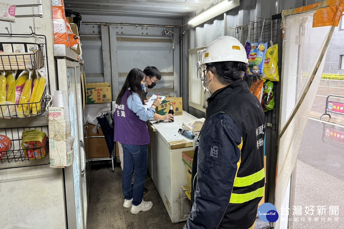 強化營造工地作業安全與勞工健康保障，桃市勞檢處與衛生局進行聯合稽查。