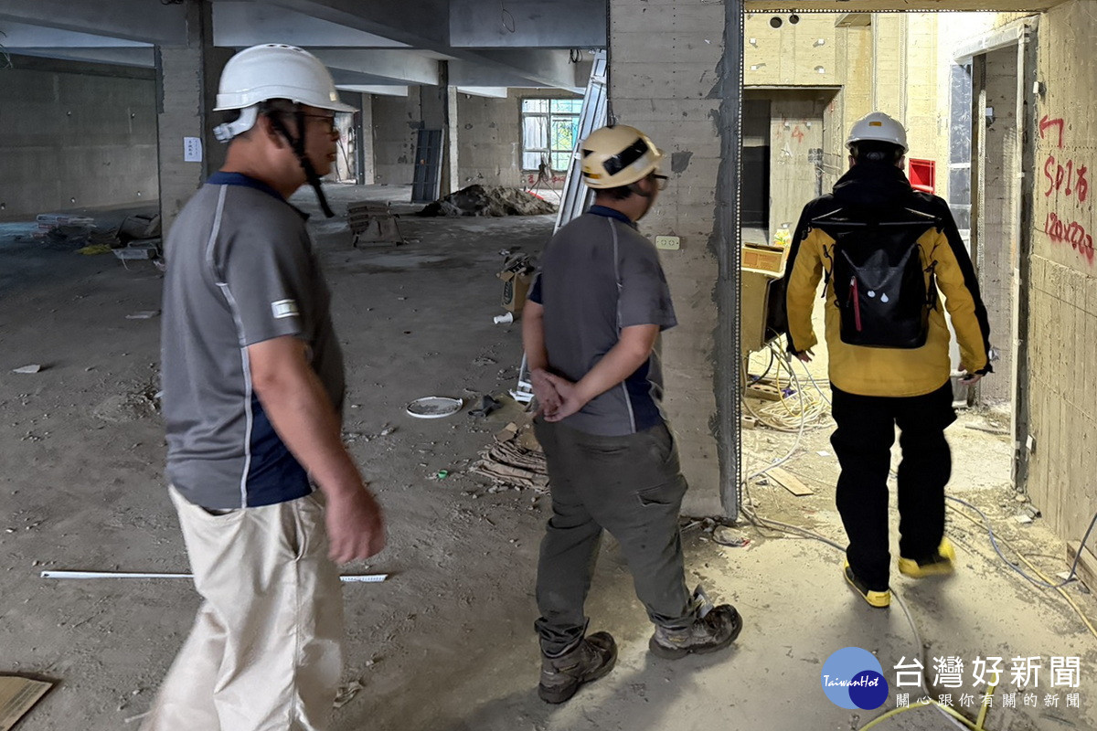 強化營造工地作業安全與勞工健康保障，桃市勞檢處與衛生局進行聯合稽查。