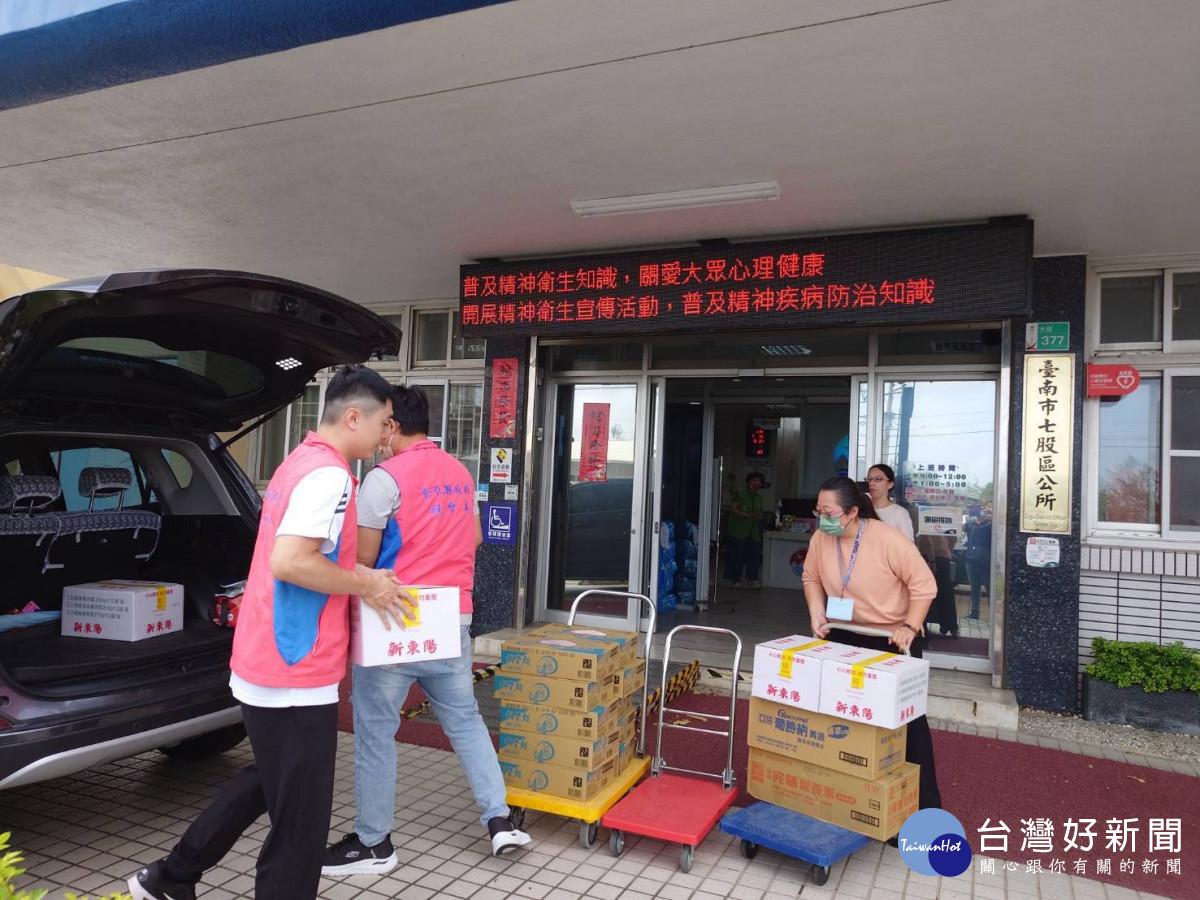 彰化縣府整合資源，前進台南七股救災。圖／彰化縣政府提供