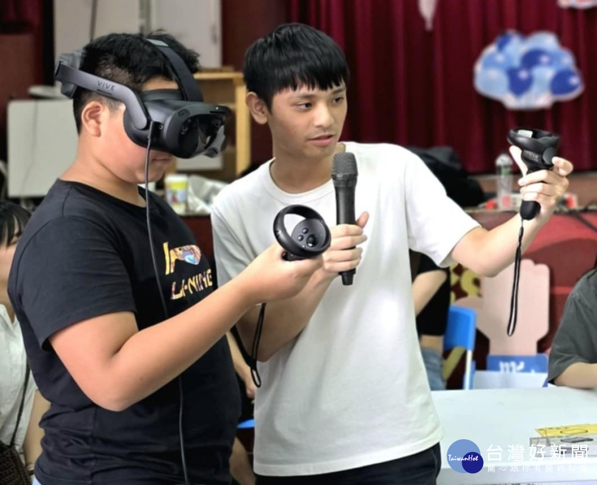 VR沉浸式學習法，打造虛擬校園空間