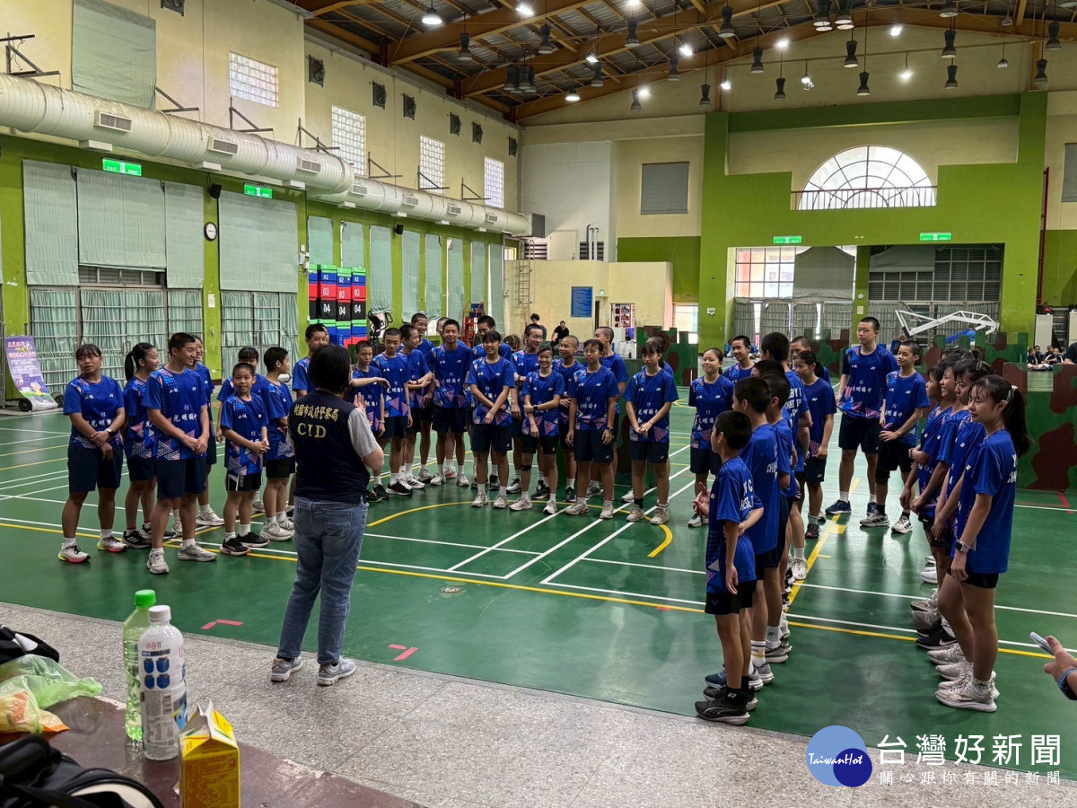 蘆竹分局舉辦「鐳射對戰，流汗不留憾」青春專案活動。<br />
<br />
