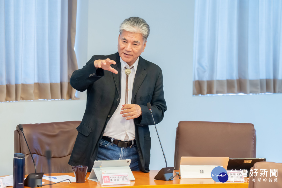 前內政部長李鴻源致詞。