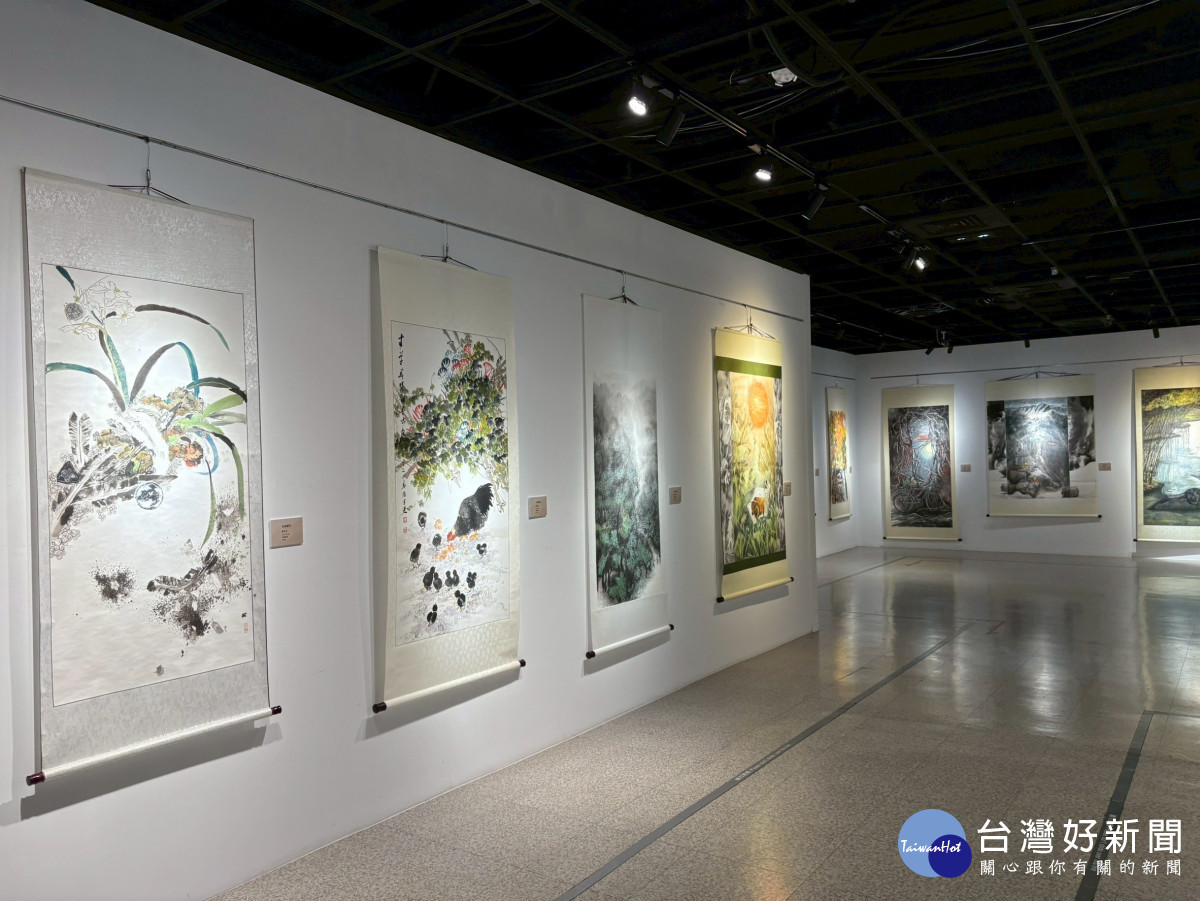采墨畫會聯展彰化登場，水墨藝術展現自然之美。
