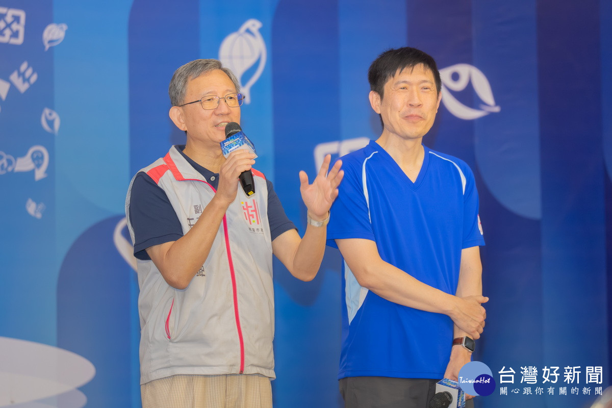 桃園市副市長王明鉅於「114年度桃園市環保志工群英會」中致詞。<br />
