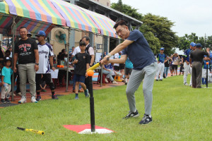 台灣新世代關懷協會創會理事長暨立法院副院長江啟臣親自到場開球。