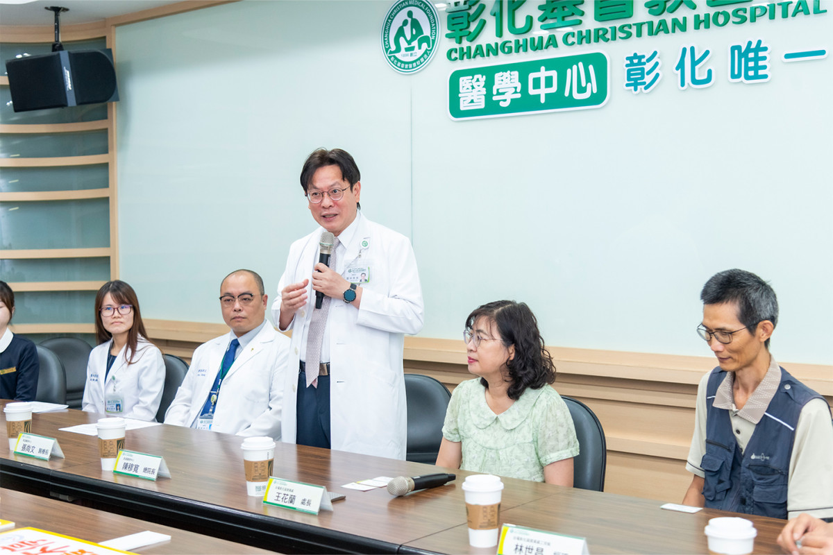 陳穆寬總院長(中)表示，台電夥伴冒著風雨與危險工作，搶修的不只是電力，更是全台民眾的希望與生活穩定，他們的健康值得被好好照顧。