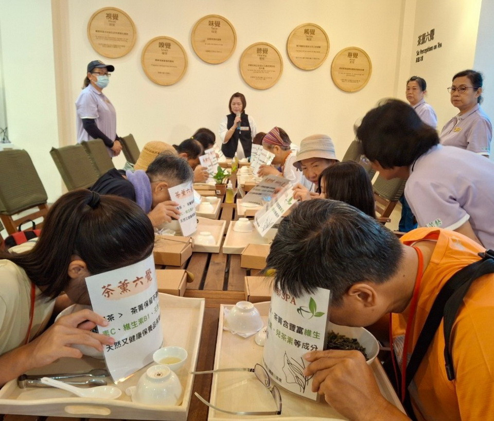茶薰六覺可讓身心放鬆。（觀光署參山處提供）<br />
