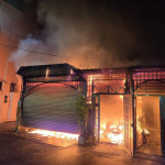 嘉義市西區民宅發生火警，火勢猛烈消防人員到場已延燒／嘉義市消防局提供