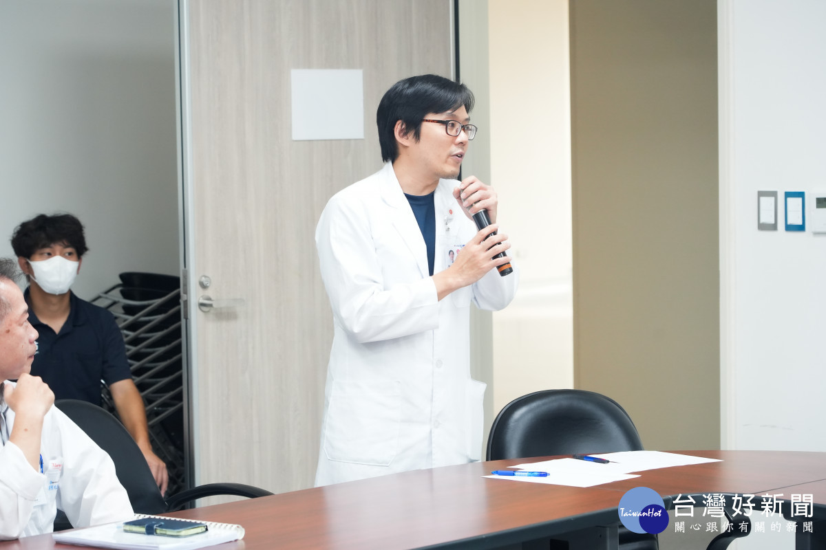 心臟內科劉崢偉醫師指出，突發心肌梗塞導致心跳停止（OHCA）是極為致命的緊急狀況。