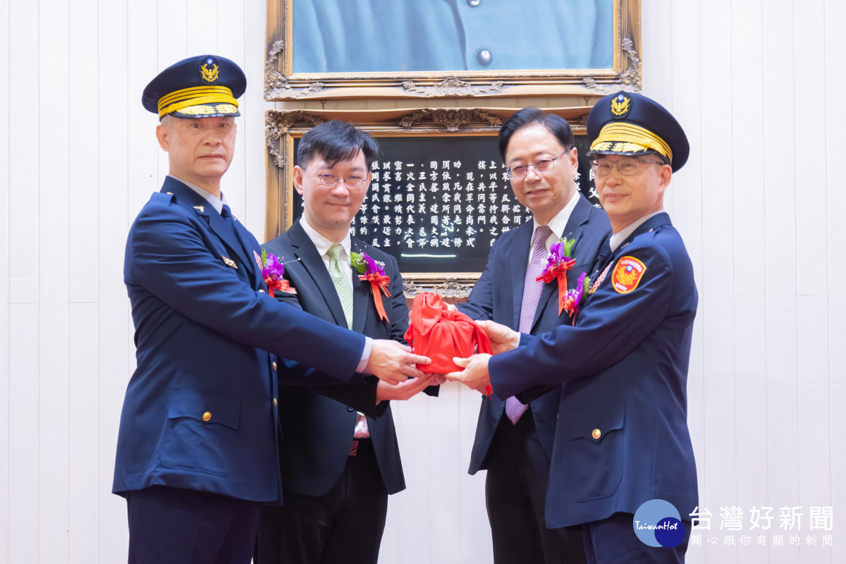 桃園市警察局新任局長交接典禮。