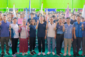 王副市長、局處代表與出席貴賓合影。