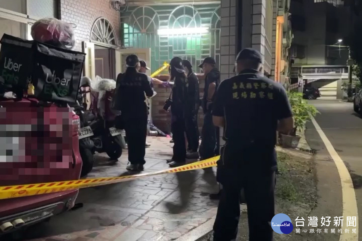 警方到場後拉起封鎖線進行蒐證／陳致愷翻攝